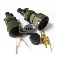 7 Pin Plug Male Straight Bayonet Coupling Solder American-Standard Traction Motor Connector 7 Pin Plug Male Straight Bayonet Coupling Solder American-Standard Traction Motor Connector